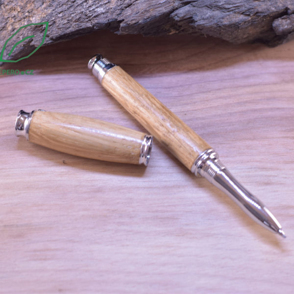 dřevěné pero dub