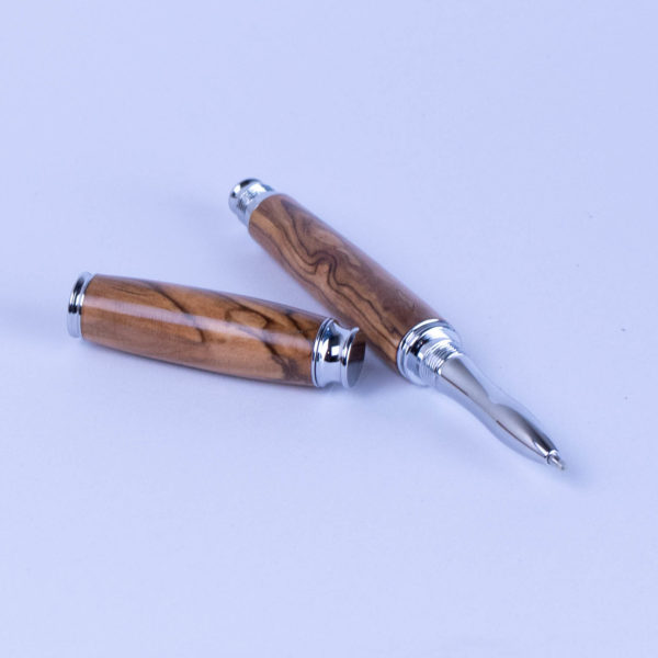 dřevěé pero oliva