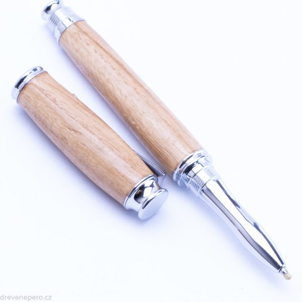 Dřevěné pero dub