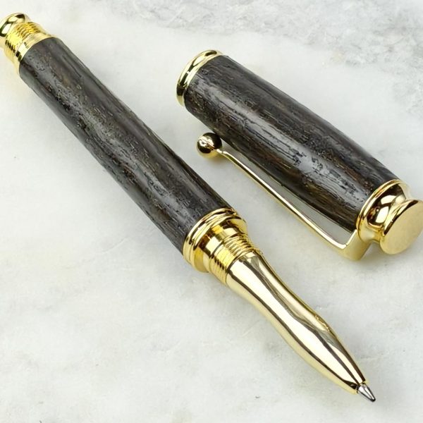 drevenepero_kulickove_subfosilni_dub