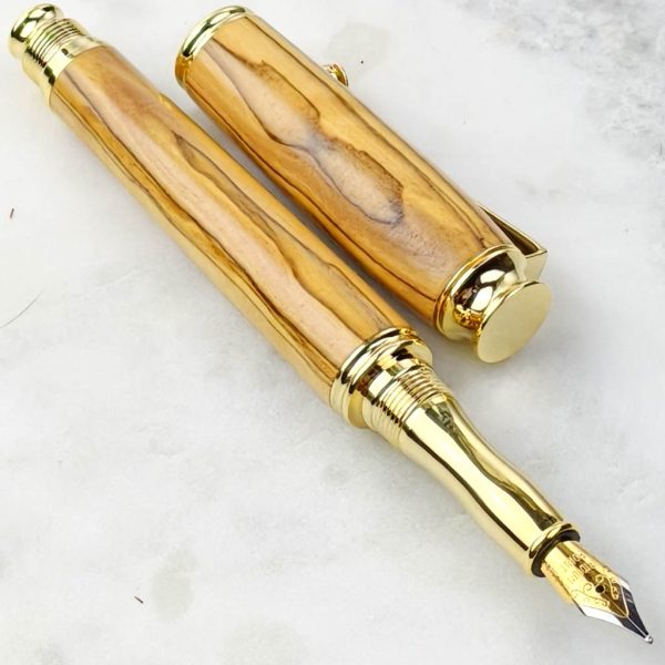 drevenepero_plnici_oliva (1)