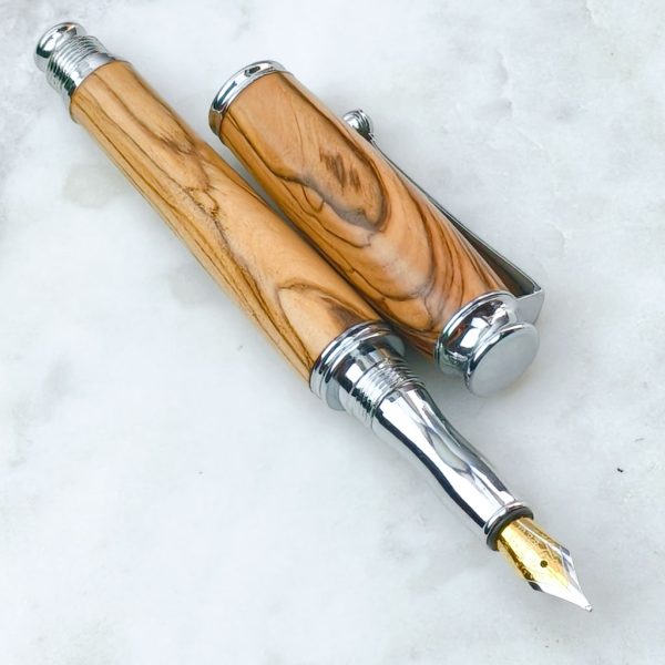 drevenepero_fountain_olive